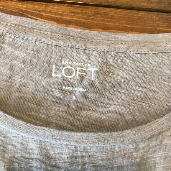 LOFT Womens Top Size Small Light Gray Sequined Striped Short Sleeve NEW - Picture 5 of 7